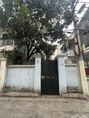 chợ thạch bàn, 148m2, 17.4 tỷ, full thổ cư, ô tô