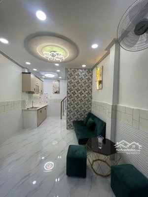 nhỉnh 2 tỷ có ngay nhà mới 2 tầng kiên cố, ngay trung tâm q6, lò gốm hậu giang, giáp q5, an ninh