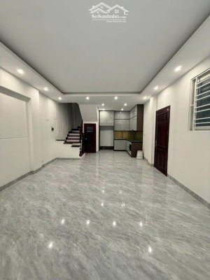 nhà phố hoàng hoa thám, ngõ thông, căn góc, trước nhà 4m, kinh doanh, dân xây kcbt 52m*5t full nt