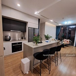 cần bán căn hộ 75m2, 2 ngủ 2 vệ sinh, full đồ đẹp, chung cư vinhomes metropolis. giá 16 tỷ