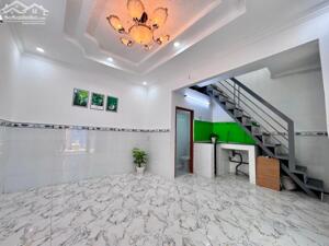 Bán nhà siêu phẩm ngang 4.8m HXH đường Phạm Văn Chiêu gần chợ Thạch Đà nhỉnh 3tỷ.