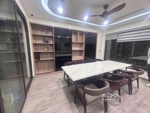 cho thuê biệt thự hoàng ngân, 130m2 x 2 mặt tiền thang máy, ô tô vào nhà