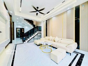 nhà tỉnh lộ 10, bình tân, 3 bước đến nhà thờ phaolô, hẻm xe hơi, giá 4 tỷ