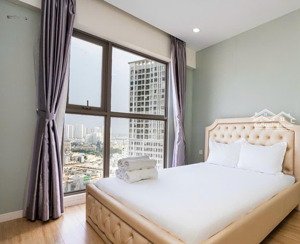 cho thuê 3pn 2wc cc millennium 132 đ. bến vân đồn, phường 6, quận 4. căn 3pn : 107m2 3pn 2wc