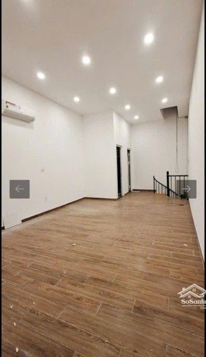 nhà mặt tiền 2 tầng hxh thông lý thường - 40m2 - ngang 4.2 - 8.5 t