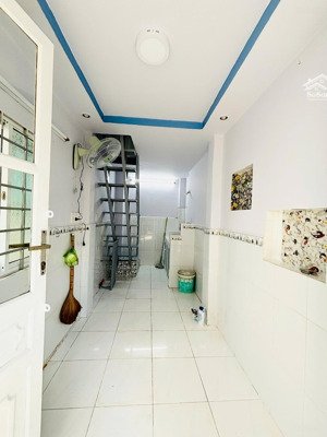 nhà mini hẻm thông thoáng phạm văn chí q6 chỉ 1 tỷ 590 sổ riêng