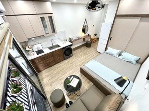 bán toà chdv kim mã ngõ thông kd gần đh rmit, 65m2*7t tm, 18pn full nội thất, dt900tr/năm, pccc