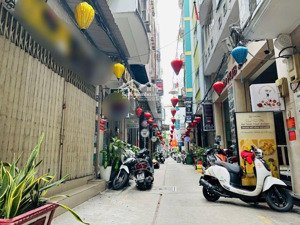 mặt tiền kd đường ô tô phố tây bùi viện, gần ks new world, kế chợ bến thành, 60m2, shr.