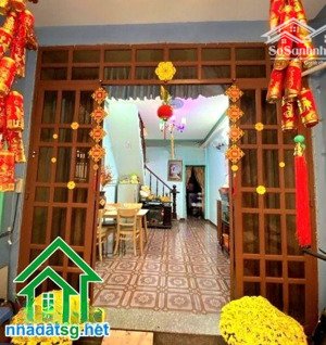 chỉ 3,7 tỷ hxh 4m phạm văn chiêu 40m 2 tầng 2pn 2wc