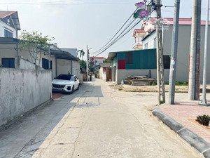 bán đất lỗ giao. đông anh cũ. giá đẹp. xung quanh toàn dự án lớn