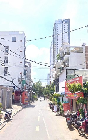 bán nhà 3 tầng mặt tiền kinh doanh lê thị chợ quận 7- 5x30 đang cho thuê 25tr/th giá 17x tỷ tl