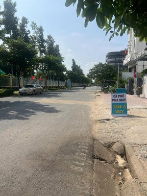 chính chủ bán - đất mt lương văn nho, cần thạnh, cần giờ - cách vinhomes cần giờ green paradise 2p