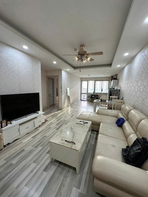 chính chủ cần bán 84m², 2pn / 2wc view công viên chung cư c37 bắc hà tower, thanh xuân