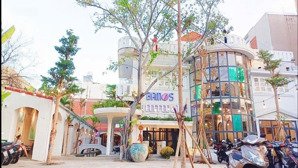 [siêu phẩm gv] bán nhà 2mt khuôn viên gần 1000m dòng tiền cao, xây cao tầng ngay dương quảng hàm