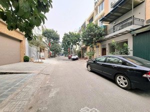 chính chủ giảm 2 tỷ bán nhà kđt văn khê 82,5m 5 tầng mt 5m