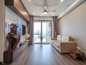 bán urbanhill phú mỹ hưng 2pn, có ô xe - nhà đẹp vào ở liền - lh ms yến