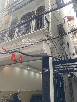 mở bát đầu xuân căn nhà mới keng lô góc, xuân thủy,cầu giấy 42m - 5 tầng - mt4,5 m / giá 9,5 tỷ