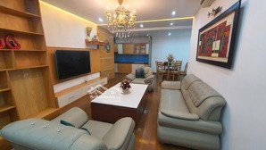 bán căn hộ chung cư bộ công an, constrexim 1 - thái hà, bắc từ liêm. dt 70m2 2pn 6.2 tỷ. 