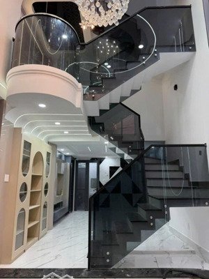 nhà đẹp 5 tầng - long trường - hẻm xe tải - chỉ hơn 6 đồng