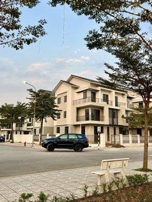 cơ hội cuối sở hữu biệt thự thấp tầng gần hà nội giá chỉ bằng 1/3 nội đô