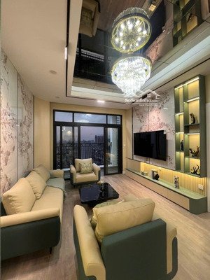 chính chủ mời thuê căn hộ royal city 3 ngủ full nội thất, vào ở ngay