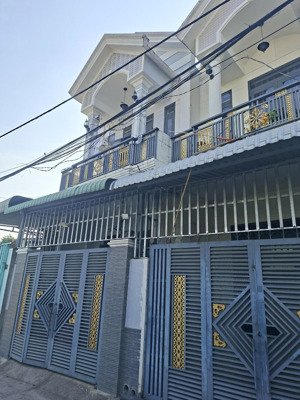 bán nhà riêng chính chủ 415 1 trệt 1 lầu