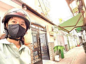 bán nhà đ.tôn đản, ngang 5.2m, dt: 99.8m2 chỉ 9.9 tỷ - thu về 20tr/th - gần đh nguyễn tất thành