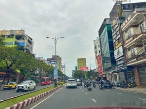 bán 300m2 đất đường điện biên phủ, vị trí đắc địa, dòng tiền 150tr/tháng