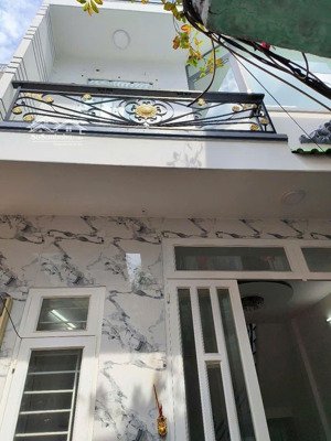 nhà giá tốt hẻm mai hắc đế p15 q8 gần chùa quan âm nổi tiếng quận8