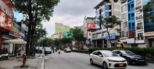 bồ đề lâm du oto đỗ cửa, gần phố lớn 60m chỉ nhỉnh 13 tỷ, nhà full nội thất đẹp