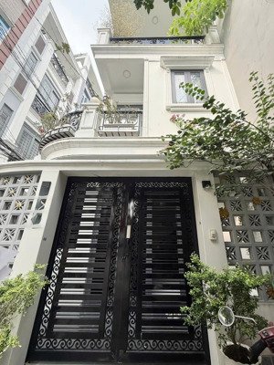 tinh hoa đẳng cấp hxh cách mt huỳnh văn bánh 25m - 9.x tỷ