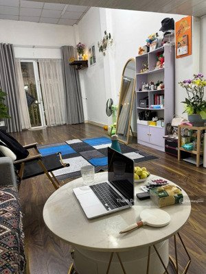 cho thuê nhà lâm du, bồ đề- 60m2- 7tr/tháng gần hồ, ô tô đỗ cửa, giao thông thuận tiện