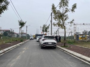 cần bán lô lk1-06 và lô góc lk1-10 đấu giá cấn hữu - quốc oai ( nay thuộc xã kiều phú)