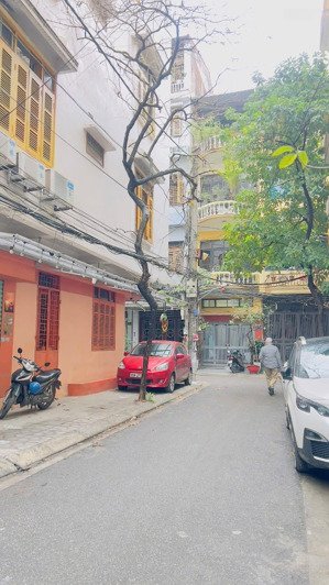 bán nhà phân lô phố hoàng ngọc phách, đống đa , 42m2 ,4 tầng , 20ty5 lh 