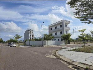 cần bán lô góc an phú thịnh - khu đô thị hiện đại lh 