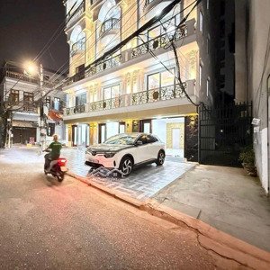 bán nhà tư đình,40m ,thang máy,gara ô tô,kinh doanh đa dạng,13xty