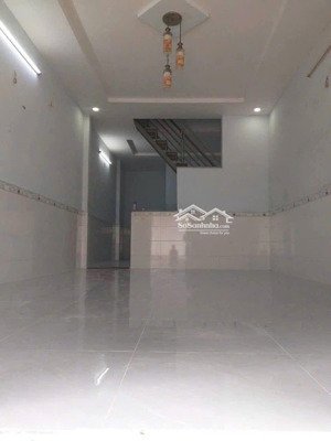 cho thuê nhà riêng 4x16 đúc 1 lầu cuối đường lk 45 .giá :6tr/th