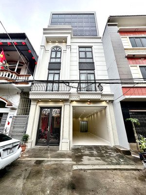 5 tầng thang máy duplex đẹp nhất trần nguyên hãn