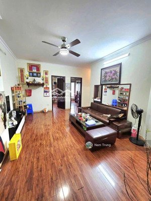 bán căn hộ chung cư toà i9 khuất duy tiến - thanh xuân 70m2 ,2 ngủ ,1vs lh 