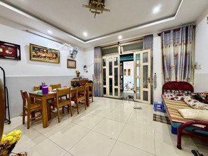 nhà đẹp sát quận 1 5*13m - 5 pn - 8 tỷ