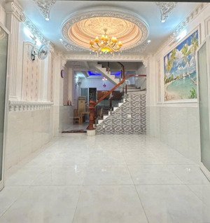 bán nhà lâm văn bền hẻm 30 quận 7 ngang 6 dài 10m giá chỉ 9 tỷ