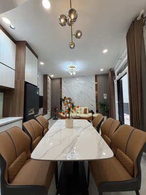 nhà 4 tầng 1/ hồng hà phú nhuận ngay công viên gia định 3pn 4wc chỉ 7.4 tỷ