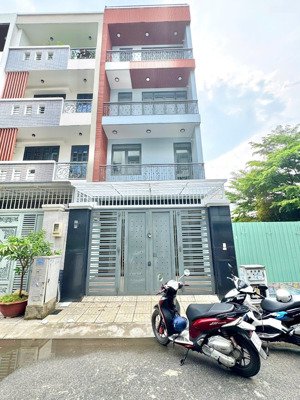 nhà cho thuê đường kênh tân hoá, tân phú - 5x19m - 6pn - 8 máy lạnh - giá 24tr