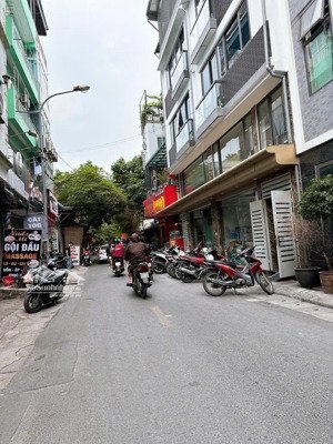 nhà đẹp, hiện đại, 6 tầng, thang máy, ngõ rộng thông thoáng ô tô tránh, vài bước lên xe