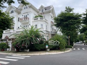 chuyển công tác bán nhanh căn góc 2 mặt tiền khu cityland garden hills, dt: 10,56 x 20m