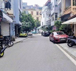 cực đẹp, bán nhà khu vĩnh phúc, phân lô ô tô tránh, 10 tầng kinh doanh chỉ 23 tỷ