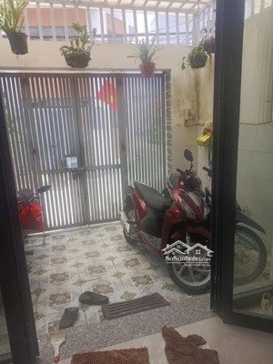 giảm mạnh 500 tr- nhà 3t 5pn -60m2 -long trường q9 -chỉ 5 tỷ