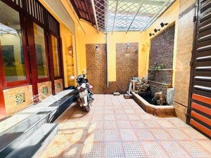 mt kinh doanh bình thạnh, 5 tầng 70m2 ngang đẹp hơn 5,2m tại nguyễn khuyến bán chỉ 12,9 tỷ.