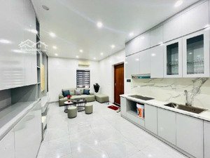 chỉ nhỉnh 5tỷ - cho căn tập thể 150m2 - vài bước ra phố ô tô tránh - tặng full nội thất nằ