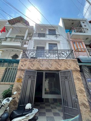 nhà shr thới an 20 - đúc 1 trệt 2 lầu đường nhựa 6m